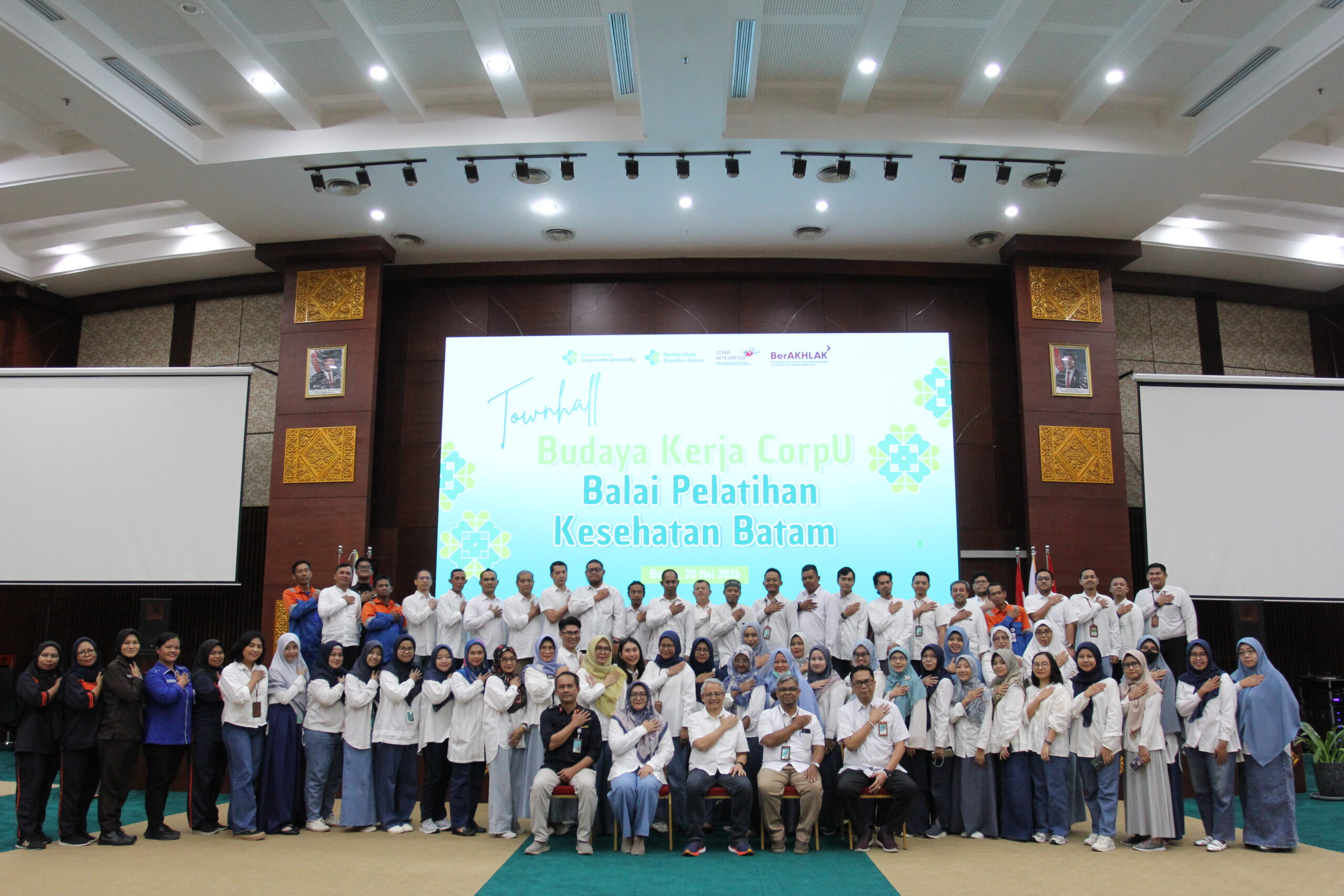 Town Hall Corpu Bapelkes Batam Bersama Sekretaris Jenderal Kementrian Kesehatan RI