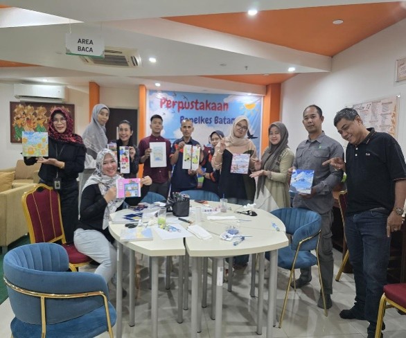 Funtastic Four – Sehari Melukis di Perpustakaan